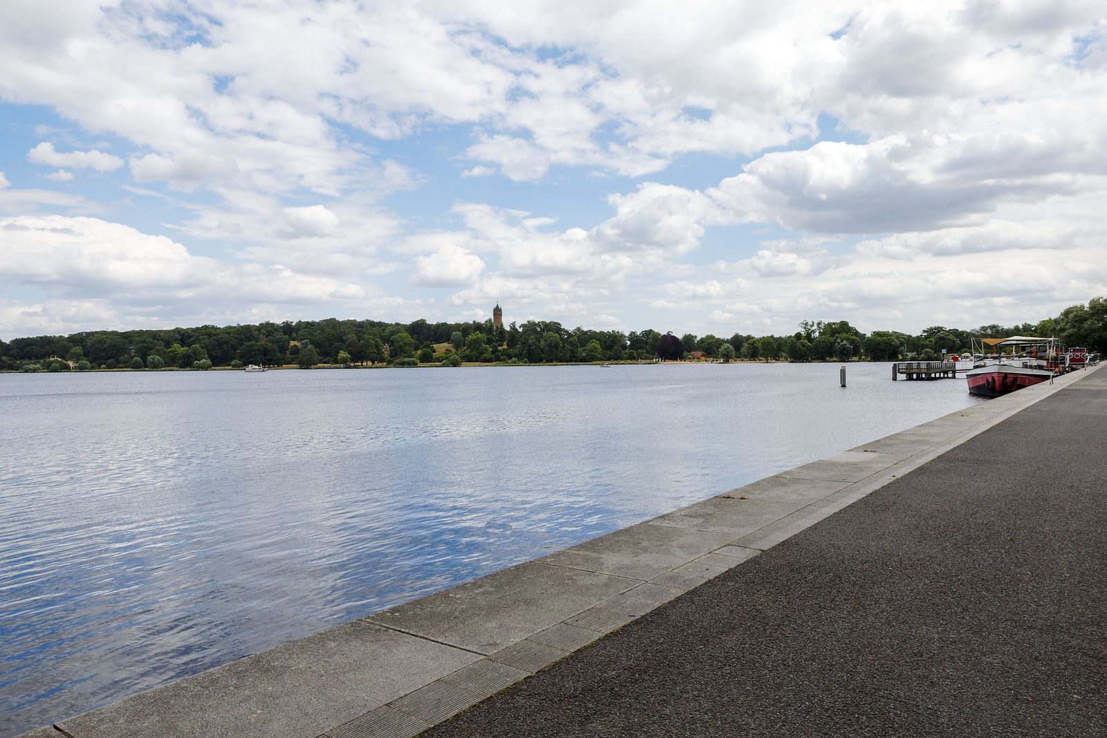 Potsdam-Schiffbauergasse-Tiefer See